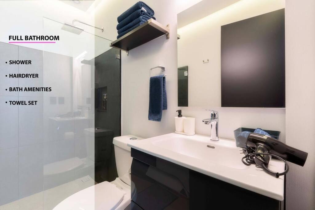 P401 Zocalo & Cathedral 2bdrm 2bath Ac Apartment *